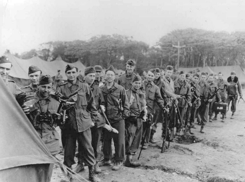 Camp Lucky Strike "Booty Line"