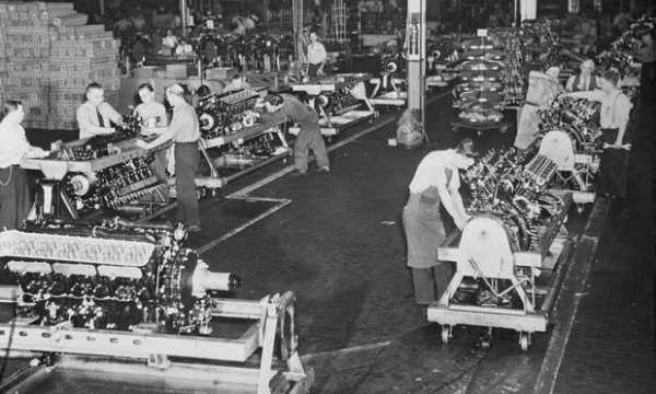 Packard Merlin Engine Production