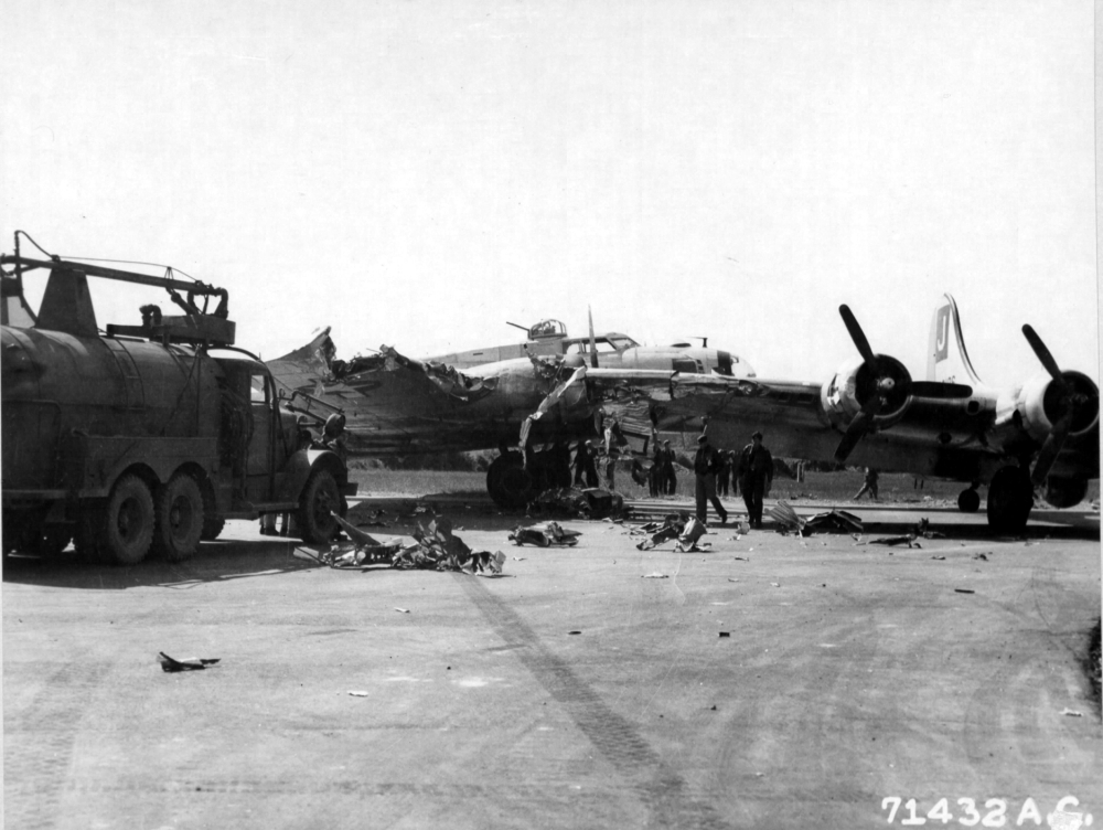Satan's Second Sister collided with Chapel in the Sky (339124 E) on perimeter track on 17 May 1945 - Both planes were salvaged.